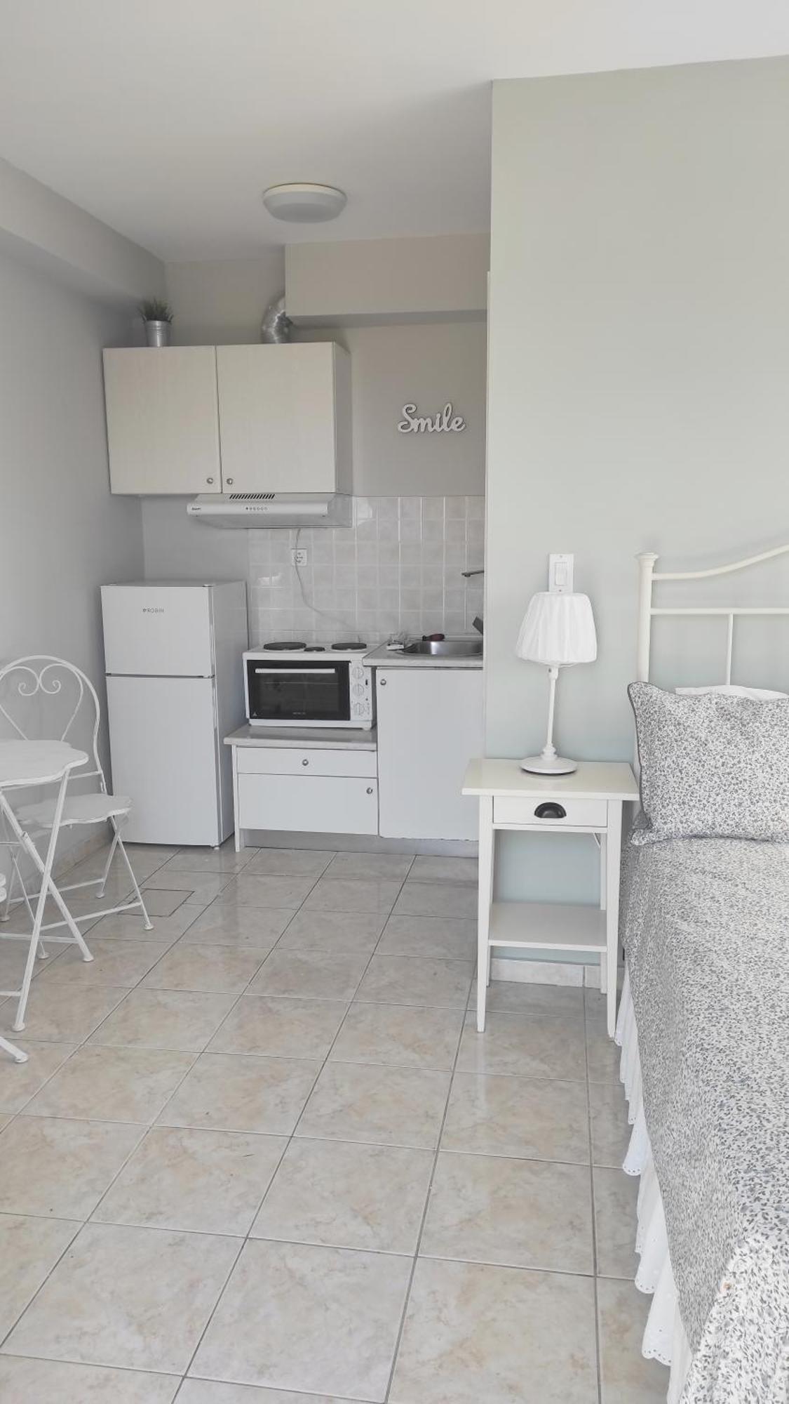 Kiki'S Place Никити Екстериор снимка