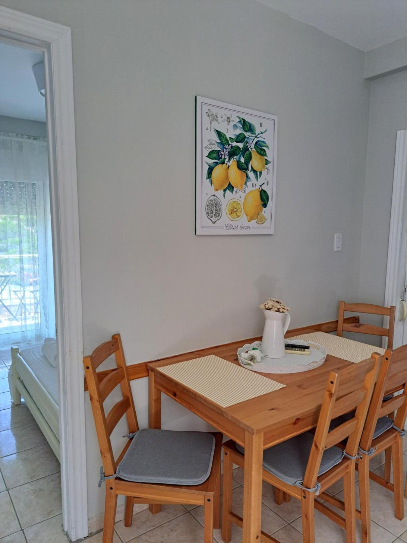 Kiki'S Place Никити Екстериор снимка