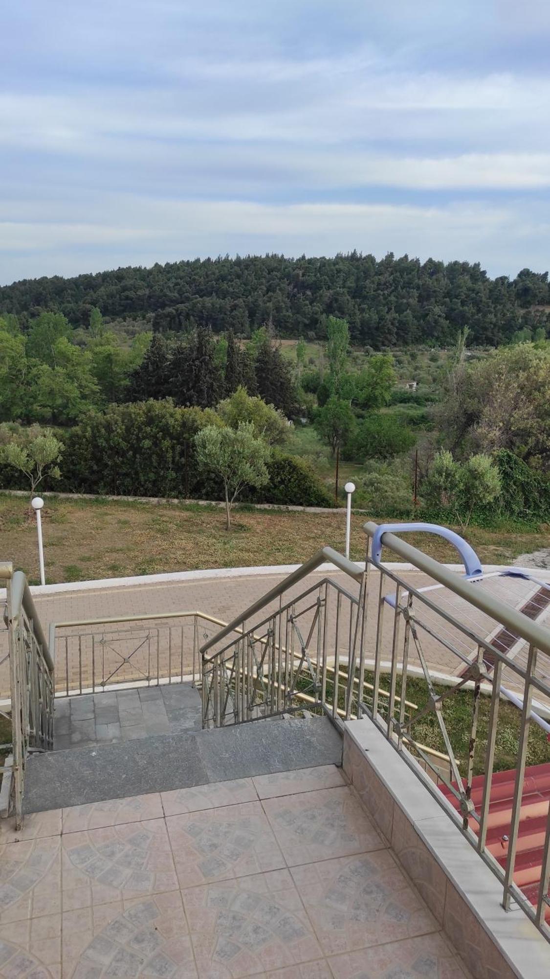 Kiki'S Place Никити Екстериор снимка